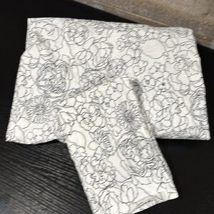 Crate&Barrel English Garden Toddler fitted sheet and pillow case organic cotton